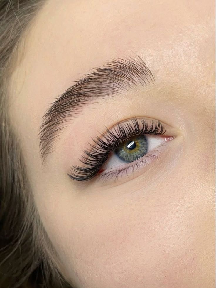 Pestañas pelo a pelo efecto rimmel